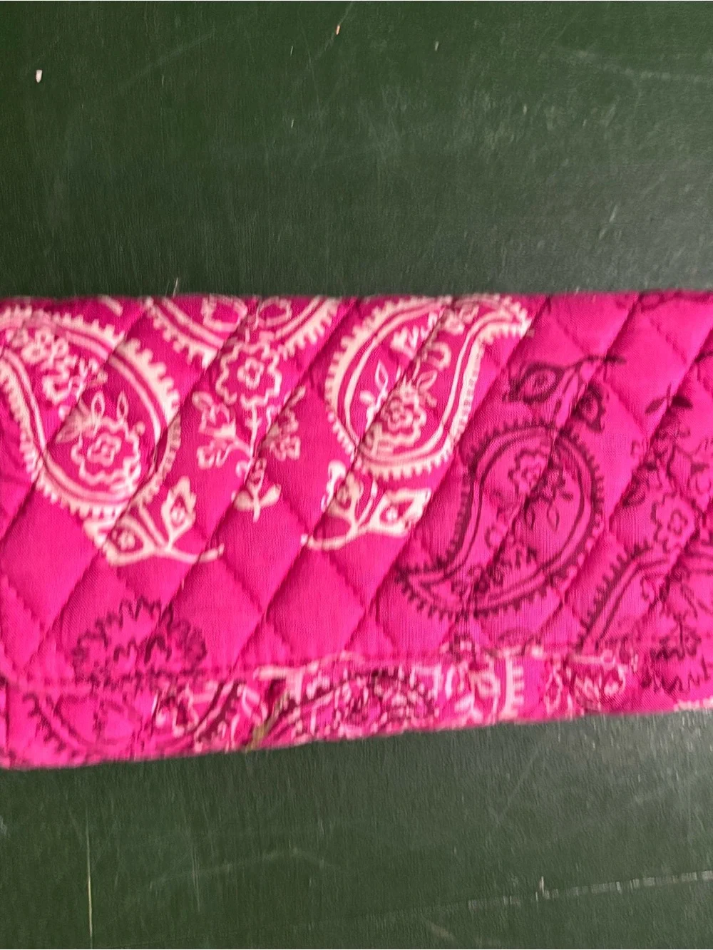 Vera Bradley Quilted Hot Pink Paisley wallet - Picture 1 of 5